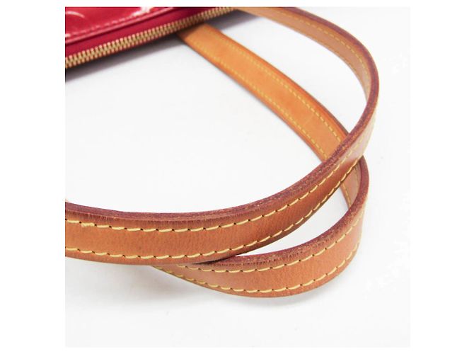 Borsa a tracolla Louis Vuitton Monogram Vernis Bellevue GM Rosso - vista 11