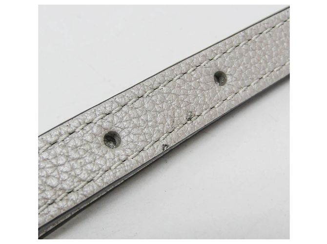 Clutch e borsa a tracolla Louis Vuitton Mahina Scala Mini Argento - vista 9