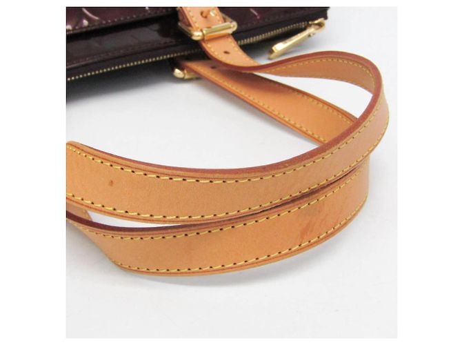 Borsa a tracolla Louis Vuitton Monogram Vernis Rosewood Avenue Bordò - vista 14