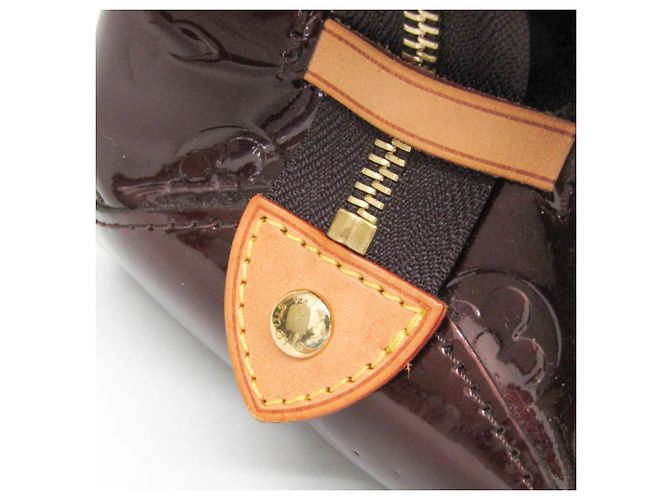 Borsa a tracolla Louis Vuitton Monogram Vernis Rosewood Avenue Bordò - vista 16