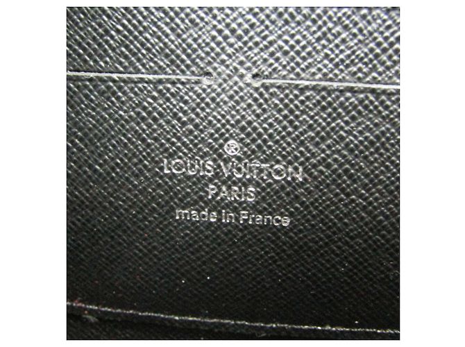 Borsa a tracolla Louis Vuitton Monogram Epi Pochette Kabuki Marrone Nero Bianco - vista 13