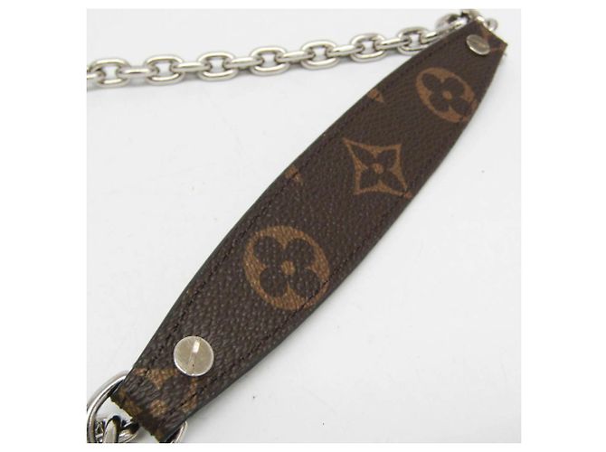 Borsa a tracolla Louis Vuitton Monogram Epi Pochette Kabuki Marrone Nero Bianco - vista 9