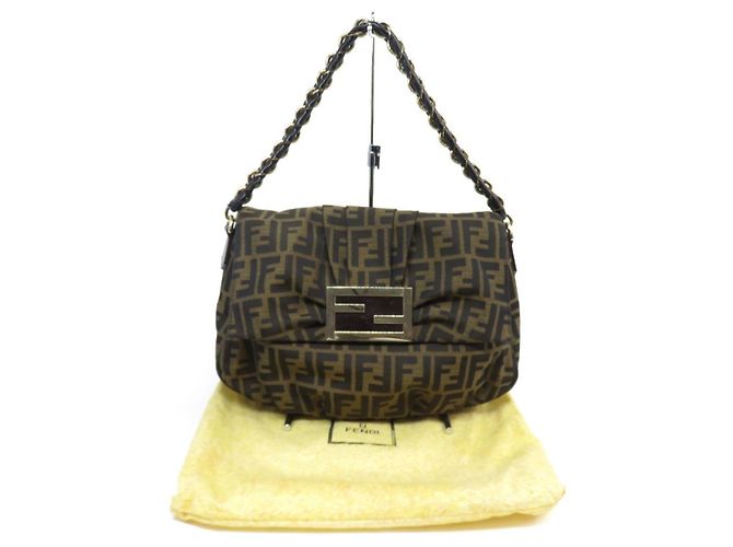 FENDI Mia Zucca Mamma Bucket Chain Shoulder Bag Marrone Marrone scuro - vista 10