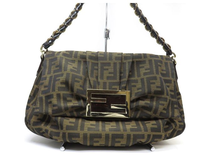FENDI Mia Zucca Mamma Bucket Chain Shoulder Bag Marrone Marrone scuro - vista 3