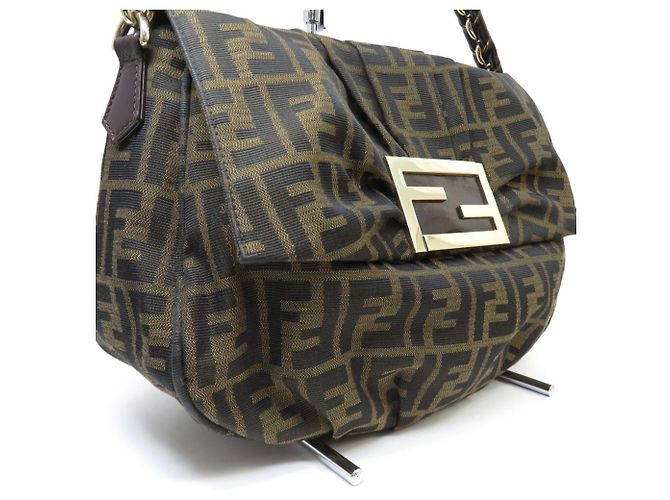 FENDI Mia Zucca Mamma Bucket Chain Shoulder Bag Marrone Marrone scuro - vista 9