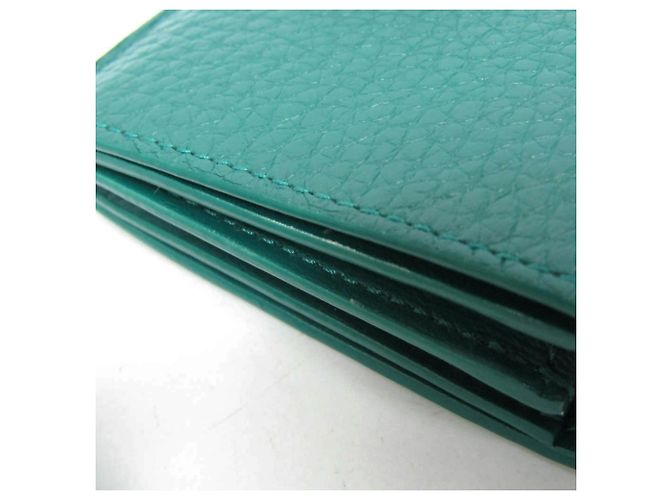 Cartera Compacta Louis Vuitton Taurillon Vertical M82438 Verde - vista 10