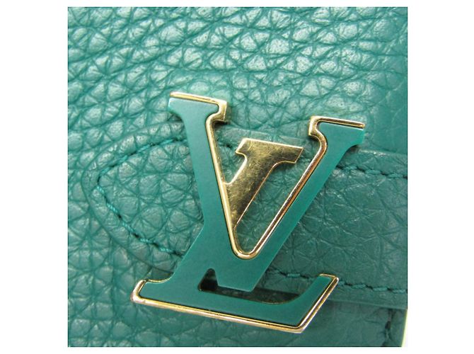 Cartera Compacta Louis Vuitton Taurillon Vertical M82438 Verde - vista 11