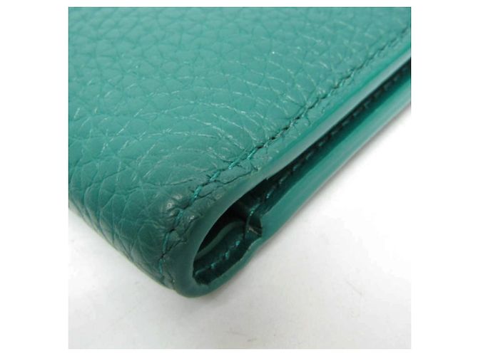 Cartera Compacta Louis Vuitton Taurillon Vertical M82438 Verde - vista 9
