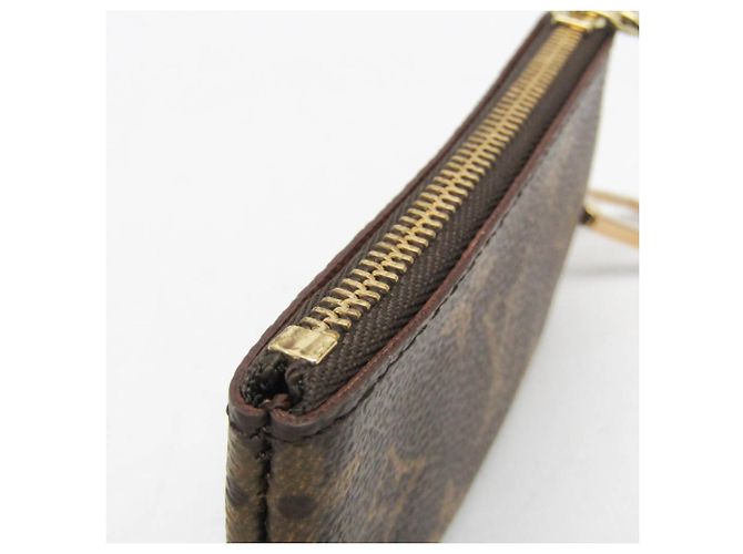 Louis Vuitton Monogram Key Pouch M62650 Castaño - vista 6