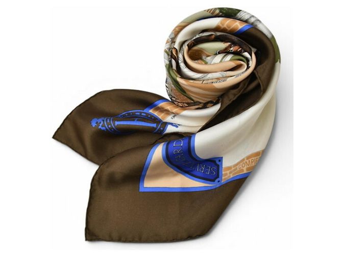 Sciarpa Carré 90 Hermès - Design Les Haras Nationaux Marrone Beige - vista 3