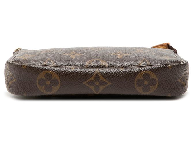 Louis Vuitton Marrone Monogram Mini Pochette Accessoires - vista 3