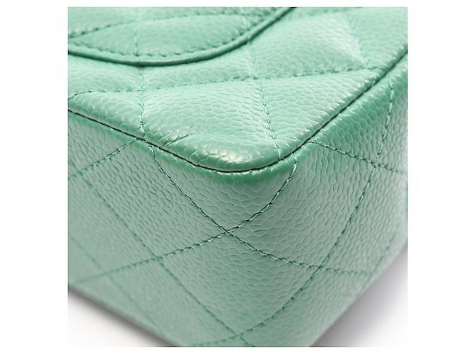 Borsa a tracolla Chanel Mini Matelassé 20 Verde - vista 9