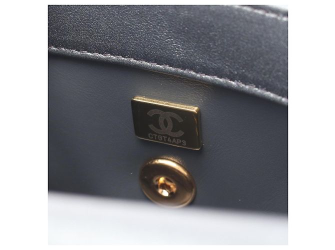 Borsa a tracolla Chanel Mini Matelassé Metallic Marrone - vista 5