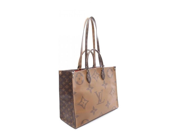 Borsa Tote Louis Vuitton OnTheGo GM Marrone Beige - vista 2