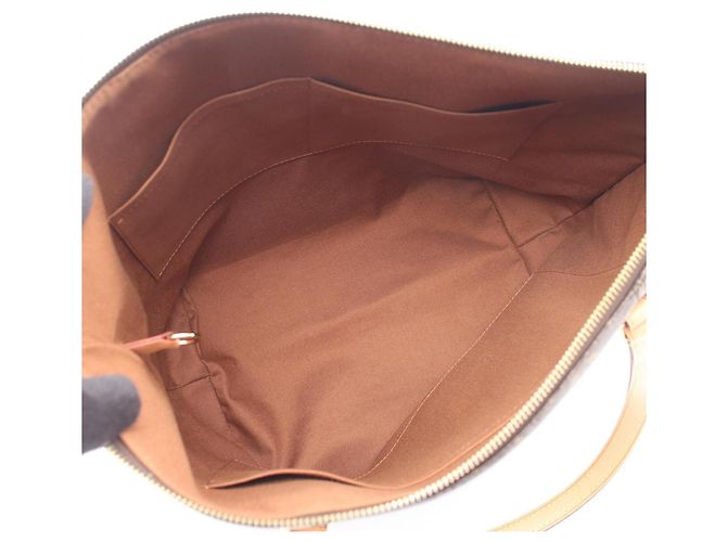Borsa Tote Louis Vuitton Totally MM Marrone - vista 3
