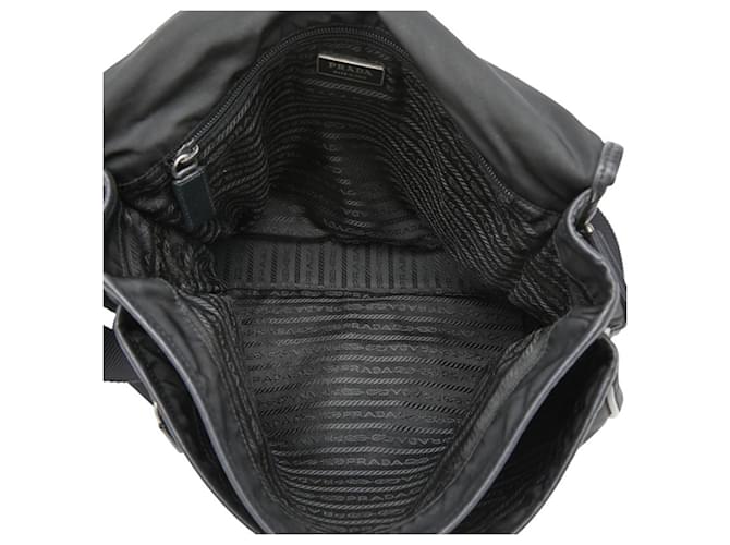 Borsa a tracolla messenger con placca logo Triangle Prada Nero - vista 10