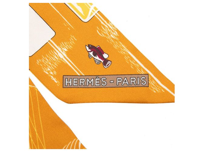 Hermès Sciarpa Hermes Twilly Caleche Mors et Bouteilles Marrone - vista 3