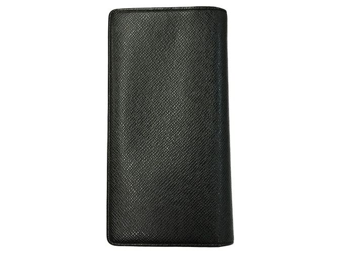 Louis Vuitton Taiga Portefeuille Brazza Long Wallet Nero - vista 2