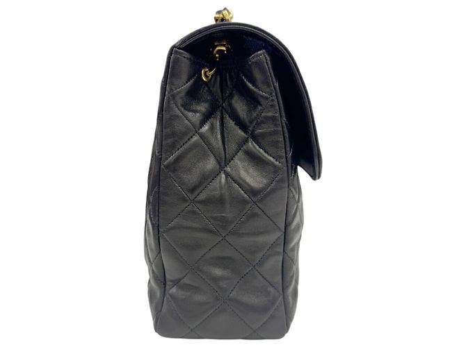 Borsa a tracolla Chanel Large Matelasse 30 in agnello nero - vista 3