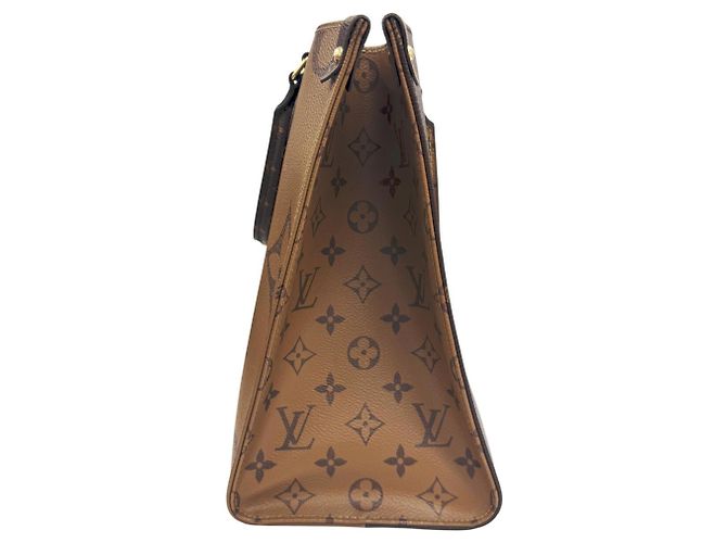 Borsa Tote Louis Vuitton OnTheGo MM Monogram Marrone - vista 3