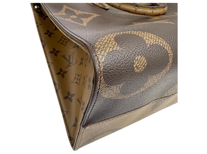 Borsa Tote Louis Vuitton OnTheGo MM Monogram Marrone - vista 7