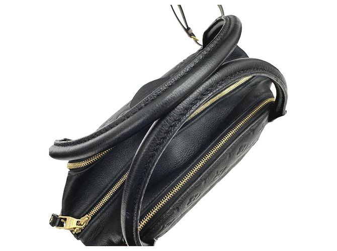 Borsa Louis Vuitton Monogram Empreinte Mare MM Nero - vista 10