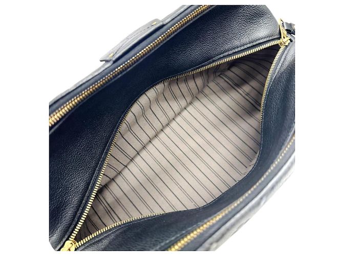 Borsa Louis Vuitton Monogram Empreinte Mare MM Nero - vista 11