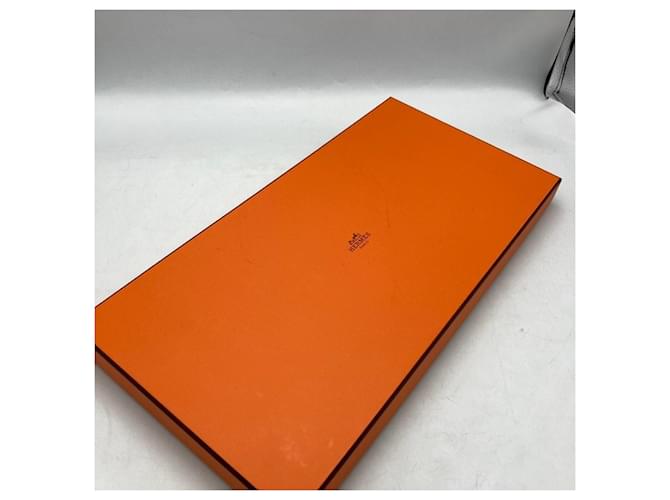 Hermès Lenço Triangle Géant HERMES Multicor - vista 8