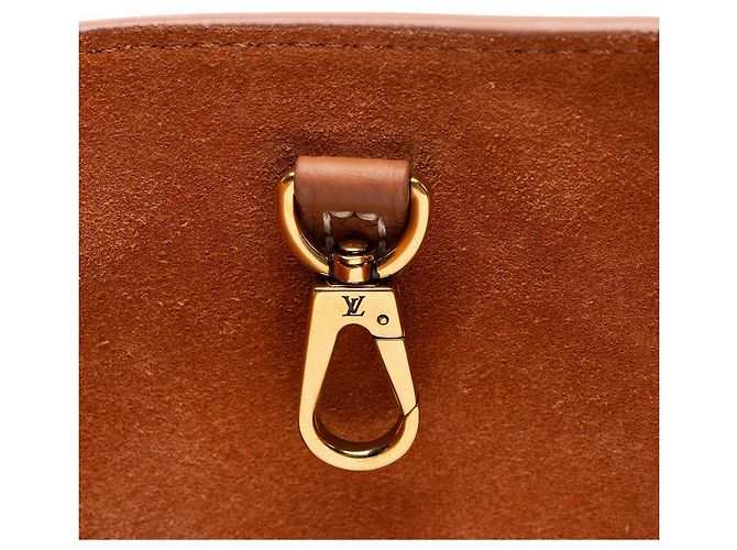 Hobo Low Key MM in pelle di vitello Louis Vuitton Marrone - vista 9