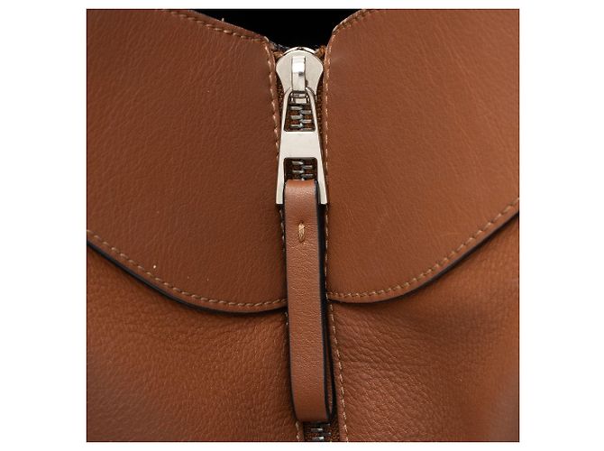 Borsa Hammock Compact in pelle di vitello Loewe Marrone - vista 10