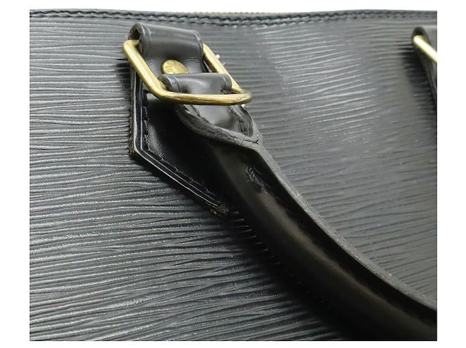 Borsa Louis Vuitton in pelle Epi Alma Nero - vista 9