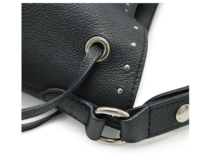 Bucket Borsa a tracolla a secchiello Louis Vuitton Lockme in pelle nera Nero - vista 7