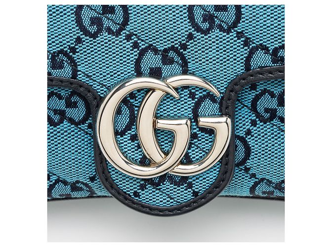 Bolso Mini Matelassé GG Canvas GG Marmont de Gucci Negro - vista 9