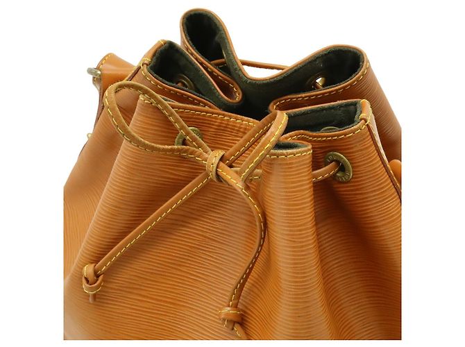 Borsa a Spalla Louis Vuitton Epi Petit Noe Marrone - vista 4