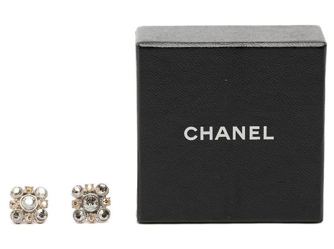 Timeless Orecchini Chanel Silver Metal Rhinestone Stud Argento - vista 4