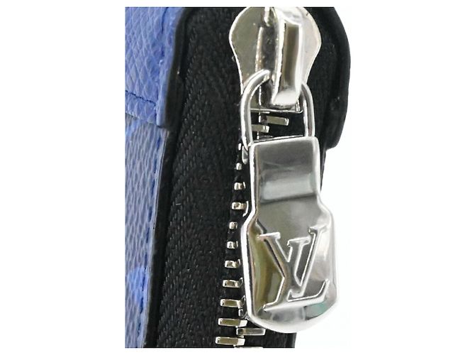 Cartera Zippy Wallet Vertical Long Louis Vuitton en Navy Blue Azul Azul marino - vista 12