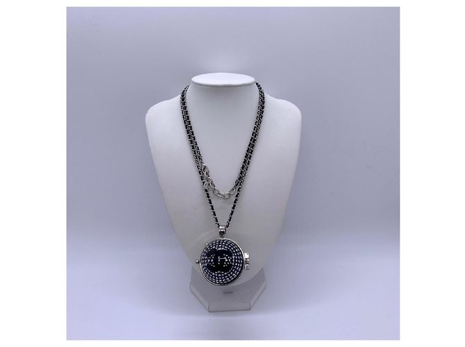 Collana con pendente Chanel Double C nera Nero - vista 2