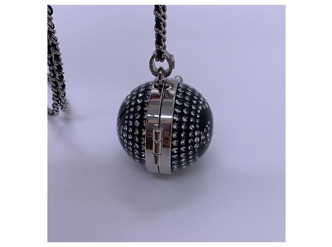 Collana con pendente Chanel Double C nera Nero - vista 3