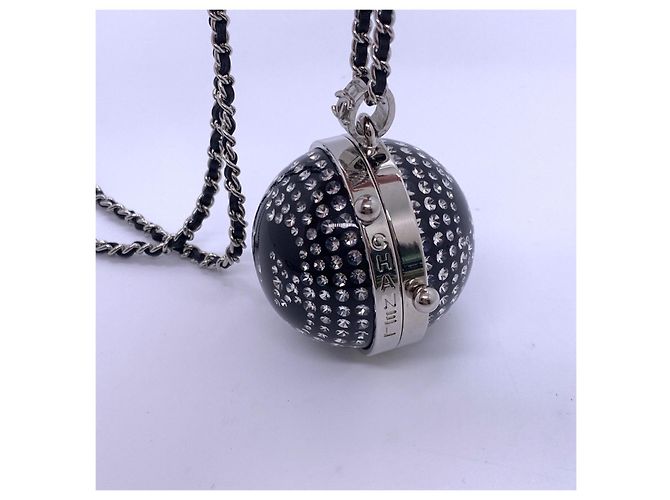 Collana con pendente Chanel Double C nera Nero - vista 6