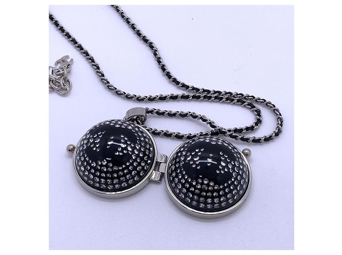Collana con pendente Chanel Double C nera Nero - vista 7