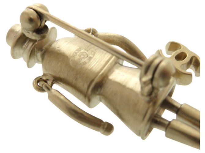 Spilla Chanel Mademoiselle Doll 05A D'oro - vista 5