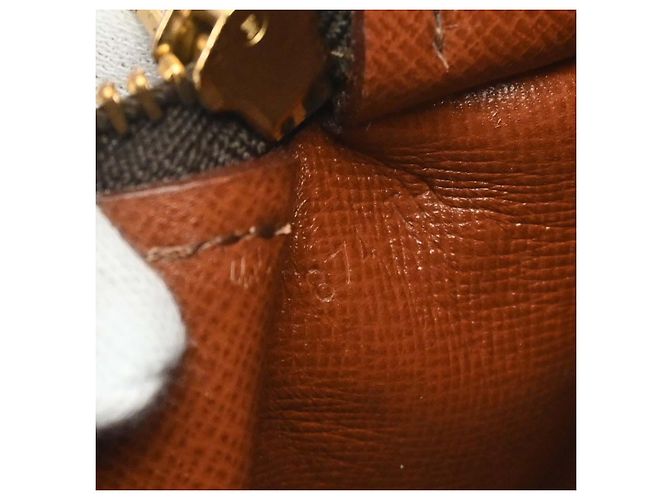 Louis Vuitton Papillon Monogram Canvas 26 Marrone - vista 5