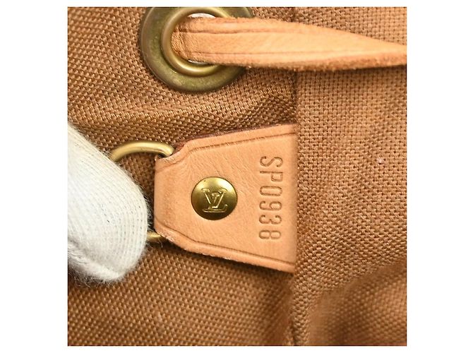 Louis Vuitton Vintage Montsouris Monogram Canvas MM Marron - vue 4