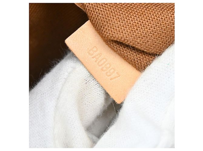 Louis Vuitton Alma Monogram Canvas PM Castaño - vista 5