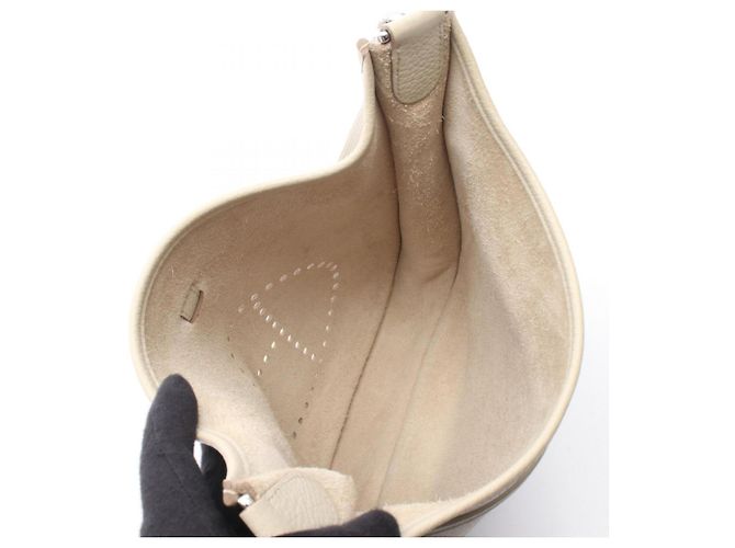 Hermès Borsa a Spalla Hermes Evelyne 3 Trois PM Beige - vista 3