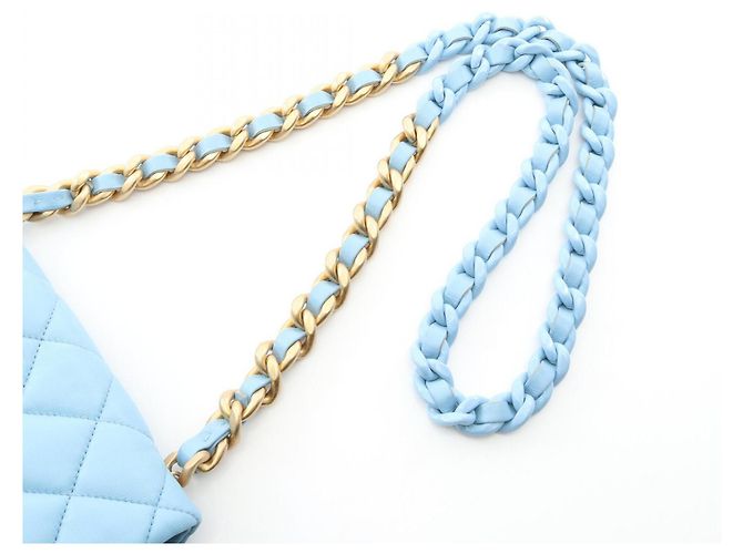 Borsa a Spalla Chanel Matelassé in Pelle di Agnello Blu - vista 8