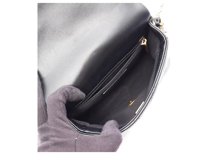 Timeless Borsa a Spalla Chanel Matelassé Small Flap Nero - vista 3
