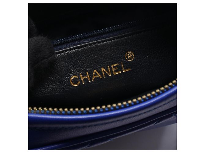 Borsa a tracolla Chanel Matelassé con nappa Blu - vista 4