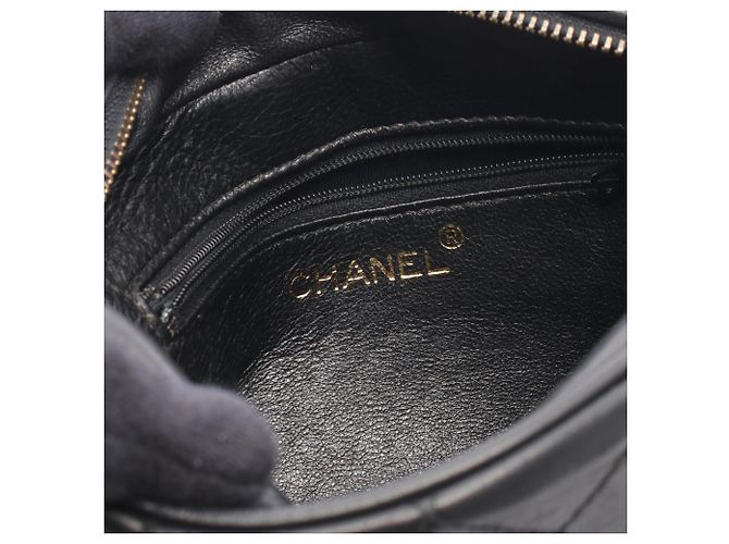 Mini borsa a tracolla con catena e frange in matelassé Chanel Nero - vista 4