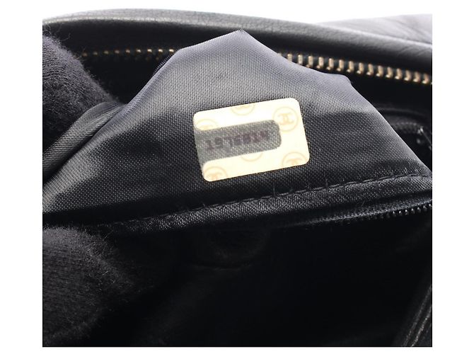 Mini borsa a tracolla con catena e frange in matelassé Chanel Nero - vista 5